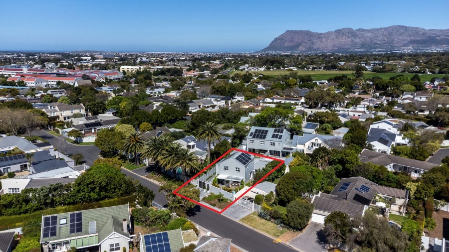 3 Bedroom Property for Sale in Constantia Western Cape